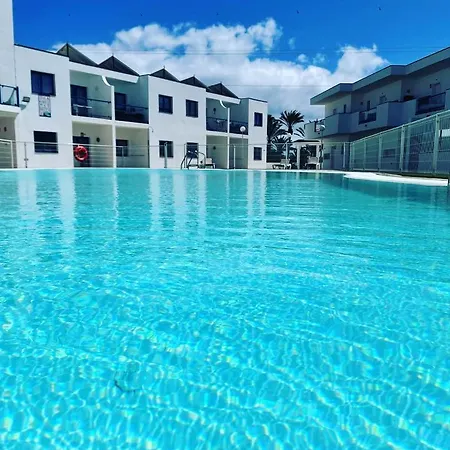 Costa Calma Sun & Beach Apartment - Wifi & Pool Exterior photo