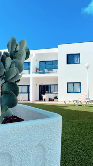 Sun & - Wifi & Pool Apartment
